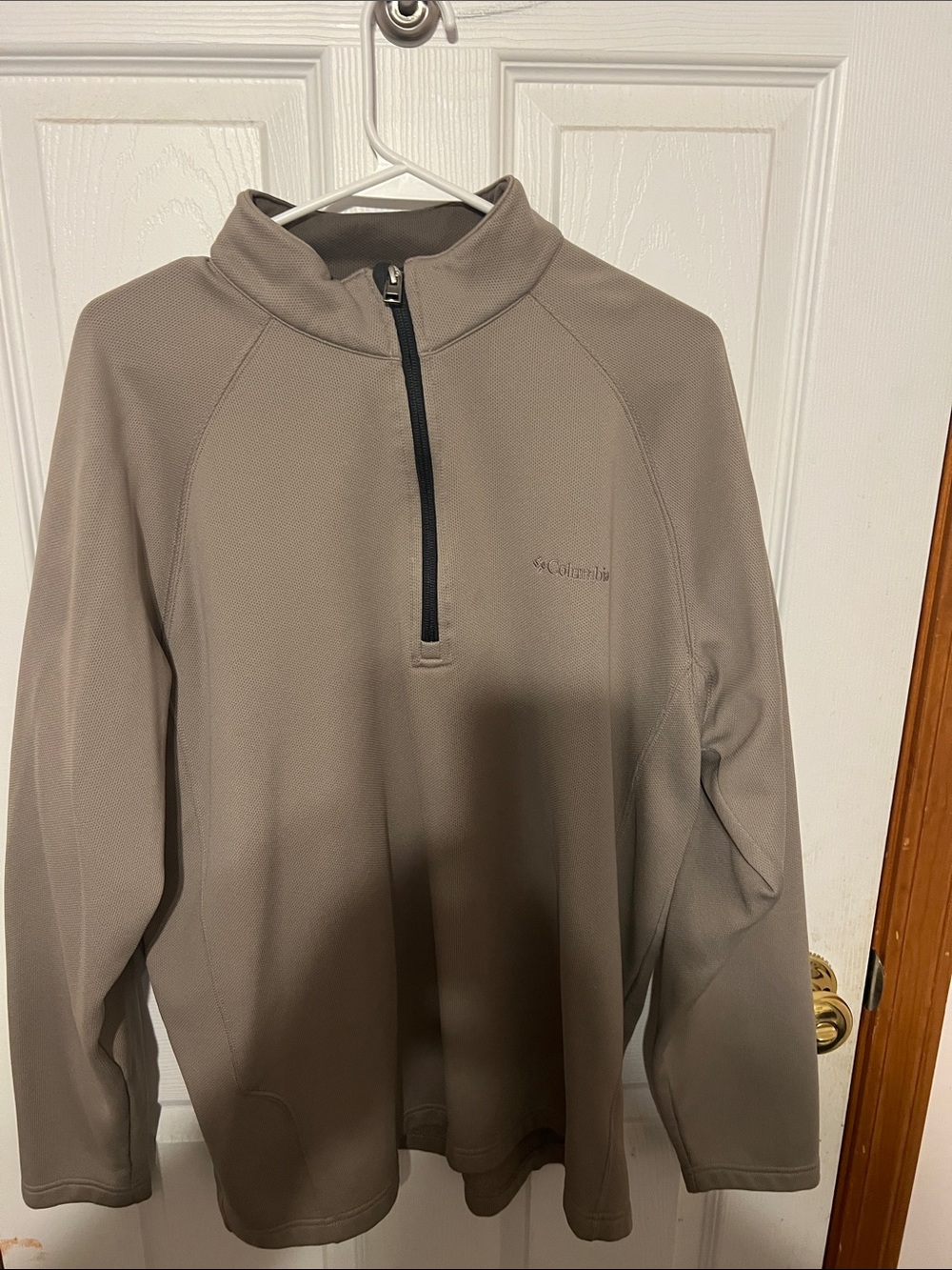 Columbia Men's Taupe Half-Zip Lightweight Pullover